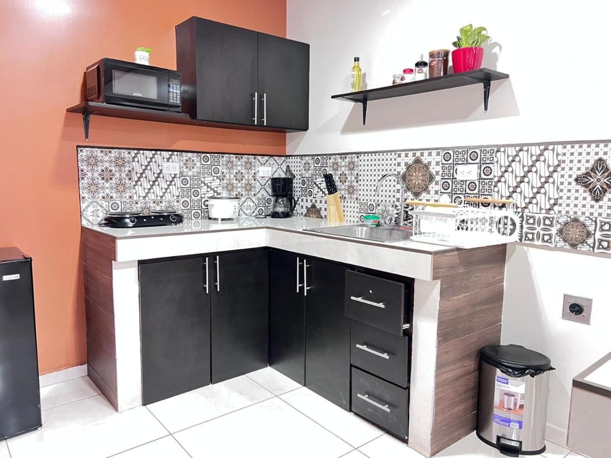 Oxalis Aeropuerto Apartment Alajuela Luaran gambar
